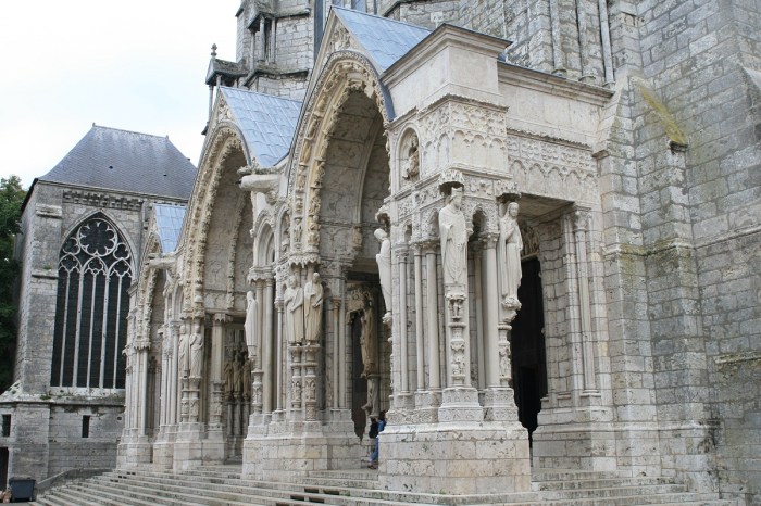 Cathedral chartres gothic medieval photoshelter funkystock agnus north