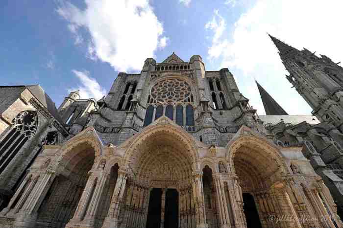 Chartres cathedral north porch john the baptist