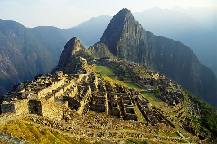 Las ruinas de machu picchu están al lado del mar